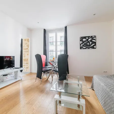 Apartment 2 Pieces Renovee A Neuf 5 - 4p *