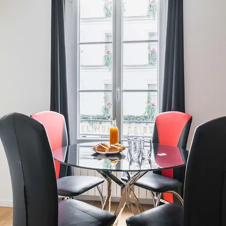 Apartment 2 Pieces Renovee A Neuf 5 - 4p Paris